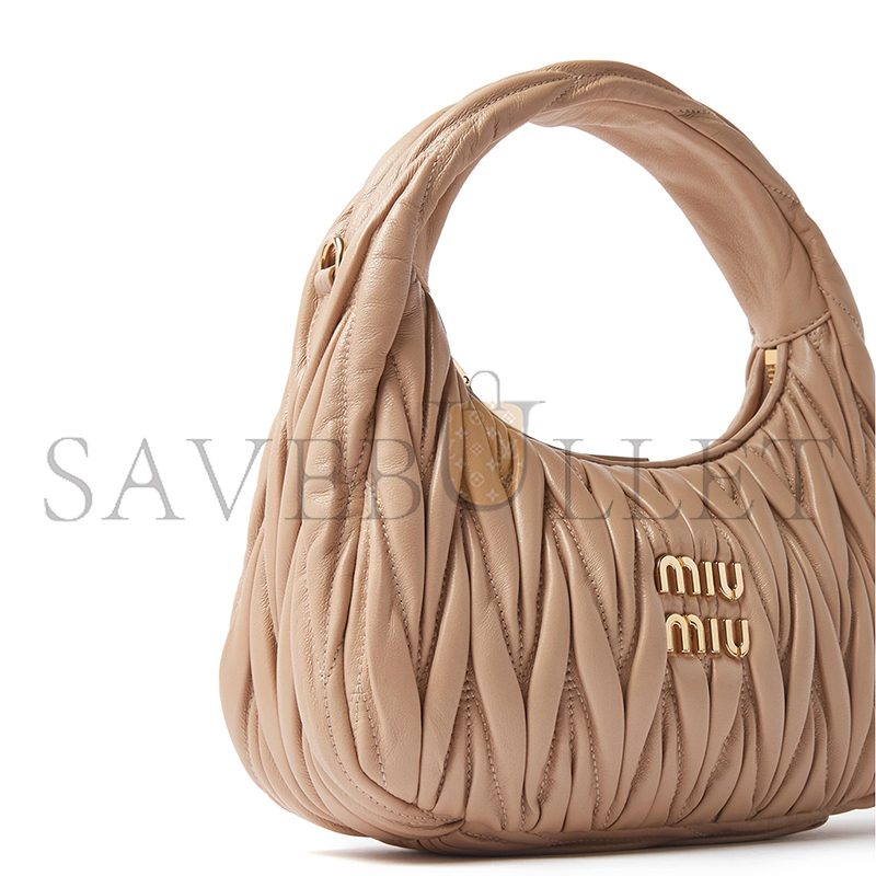 M1v M1v wander matelassÉ nappa leather hobo mini bag 5bc125 (17.5*14*5.5cm)